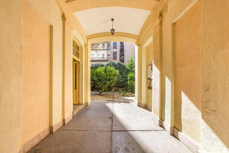 Doubledoor Apartment Budapest