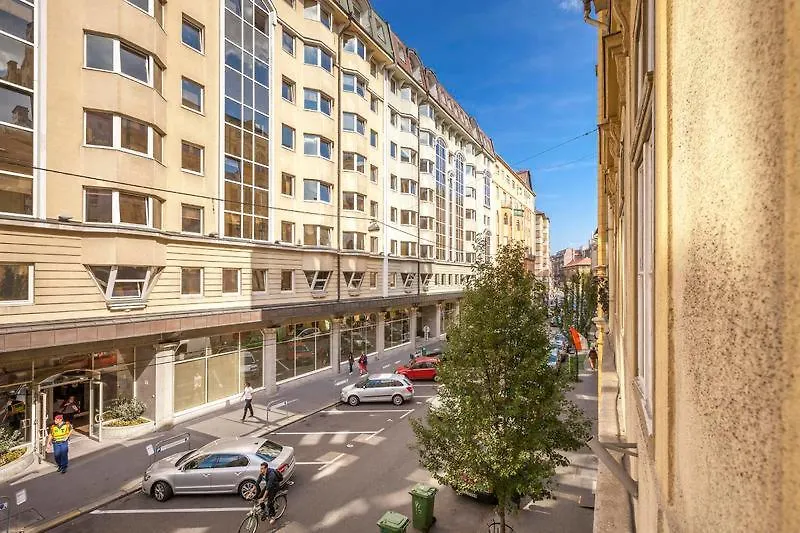 Doubledoor Apartman Budapest 0*,